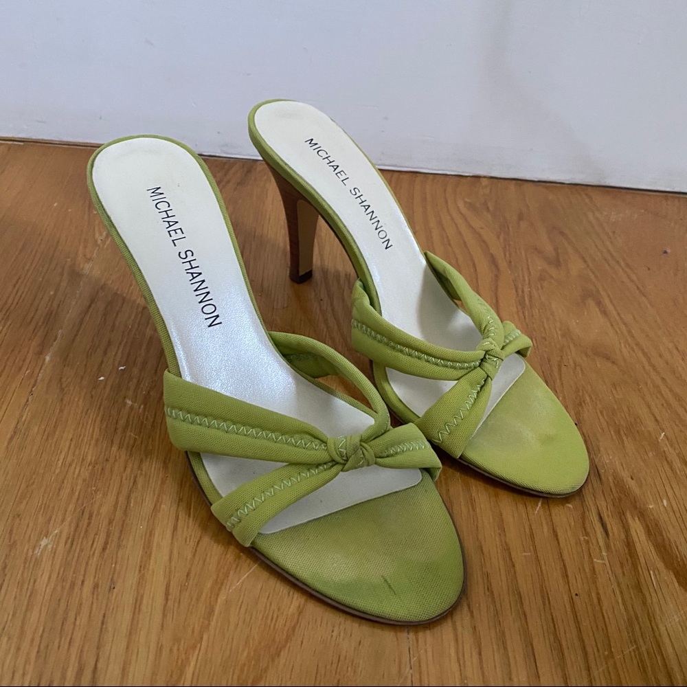 Michael Shannon Green Kitten Heels Size 7.5